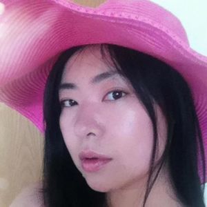 Meet your Posher, Yvonne